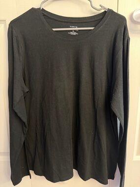 Banana Republic Black Long Sleeve Crew Tee